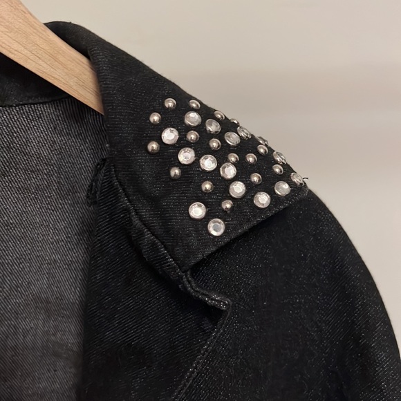 Vintage Denim Jacket - Picture 4 of 7